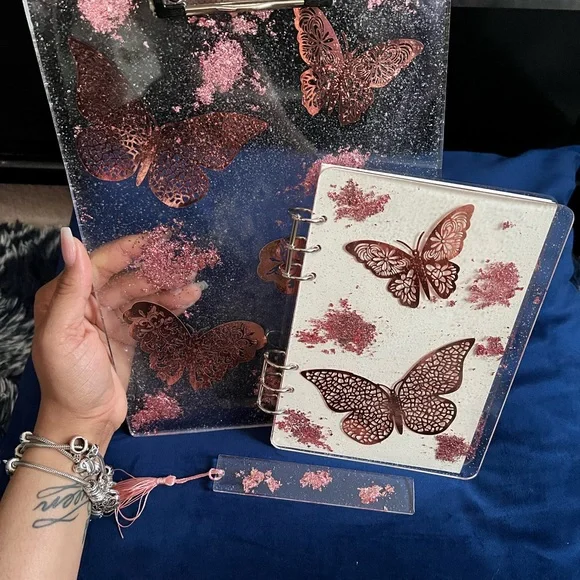 Resin clipboardnotebook and bookmark set